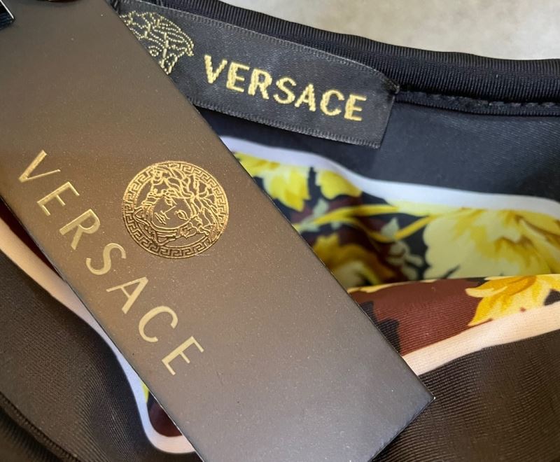 VERSACE